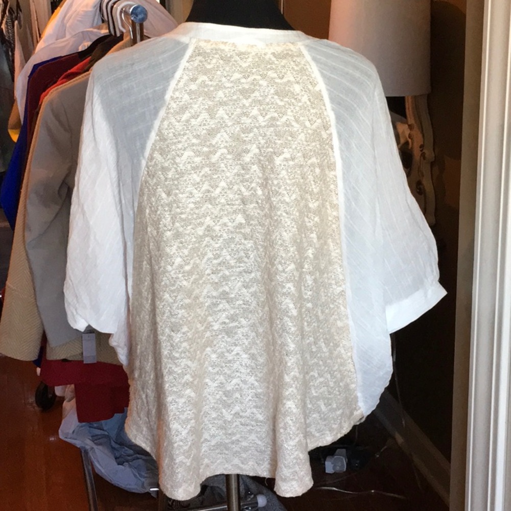 Blouse - Picture 2 of 3